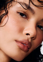 Lip Shape Rhode Twist